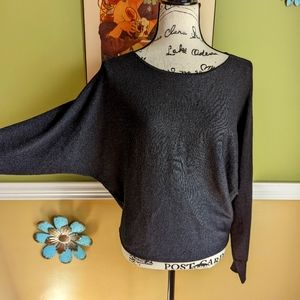 NWT Vertical Design top